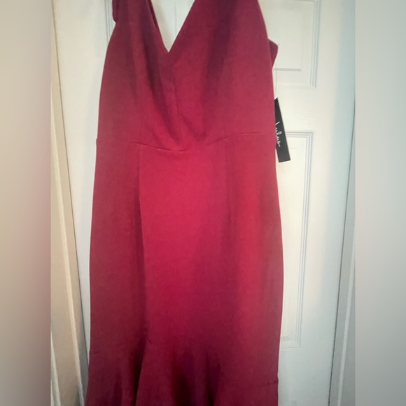 Red midi sleeveless Lulu’s dress. - Picture 2 of 4